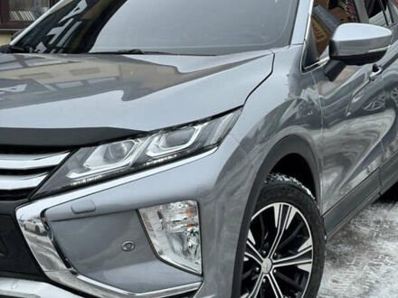Сірий Міцубісі Eclipse Cross, об'ємом двигуна 1.5 л та пробігом 162 тис. км за 19800 $, фото 1 на Automoto.ua