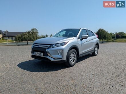 Сірий Міцубісі Eclipse Cross, об'ємом двигуна 1.5 л та пробігом 98 тис. км за 15600 $, фото 1 на Automoto.ua