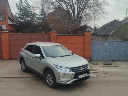 Серый Мицубиси Eclipse Cross, объемом двигателя 1.5 л и пробегом 63 тыс. км за 14500 $, фото 1 на Automoto.ua