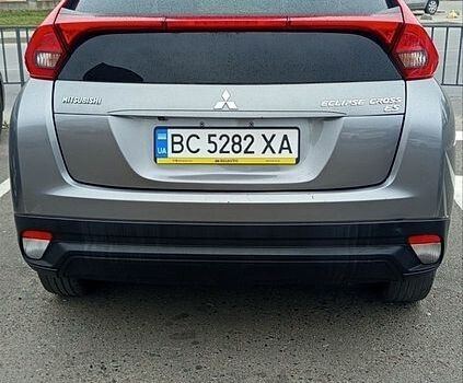 Серый Мицубиси Eclipse Cross, объемом двигателя 1.5 л и пробегом 228 тыс. км за 14000 $, фото 1 на Automoto.ua