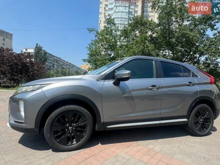 Сірий Міцубісі Eclipse Cross, об'ємом двигуна 1.5 л та пробігом 74 тис. км за 15500 $, фото 1 на Automoto.ua