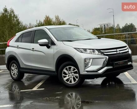 Серый Мицубиси Eclipse Cross, объемом двигателя 1.5 л и пробегом 134 тыс. км за 14990 $, фото 1 на Automoto.ua