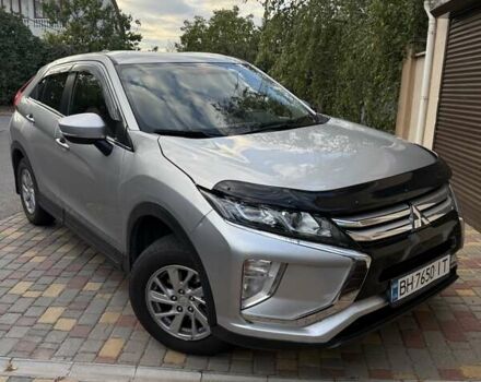 Сірий Міцубісі Eclipse Cross, об'ємом двигуна 1.5 л та пробігом 150 тис. км за 17000 $, фото 1 на Automoto.ua