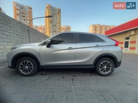 Мицубиси Eclipse Cross 2019 в Киеве на Automoto.ua Серый Мицубиси Eclipse Cross, объемом двигателя 1.5 л и пробегом 120 тыс. км за 15000 $, фото 1 на Automoto.ua