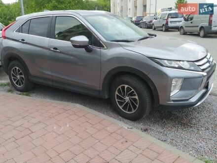 Серый Мицубиси Eclipse Cross, объемом двигателя 1.5 л и пробегом 41 тыс. км за 17500 $, фото 1 на Automoto.ua