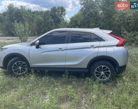 Серый Мицубиси Eclipse Cross, объемом двигателя 1.5 л и пробегом 120 тыс. км за 13800 $, фото 1 на Automoto.ua