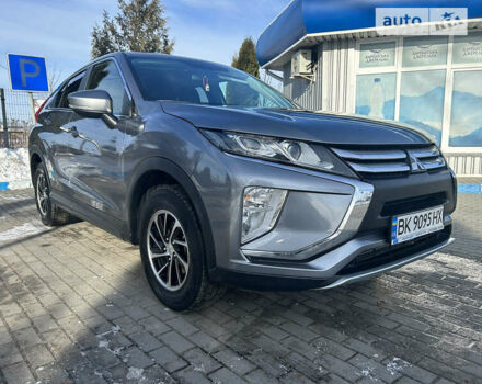 Сірий Міцубісі Eclipse Cross, об'ємом двигуна 1.5 л та пробігом 40 тис. км за 14500 $, фото 1 на Automoto.ua