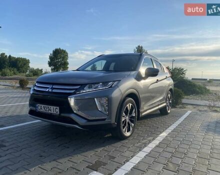 Сірий Міцубісі Eclipse Cross, об'ємом двигуна 1.5 л та пробігом 41 тис. км за 22000 $, фото 1 на Automoto.ua