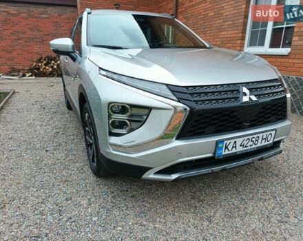 Серый Мицубиси Eclipse Cross, объемом двигателя 2.36 л и пробегом 73 тыс. км за 28500 $, фото 1 на Automoto.ua