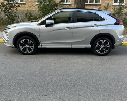 Сірий Міцубісі Eclipse Cross, об'ємом двигуна 2 л та пробігом 37 тис. км за 22000 $, фото 1 на Automoto.ua