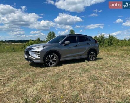 Сірий Міцубісі Eclipse Cross, об'ємом двигуна 2 л та пробігом 32 тис. км за 21000 $, фото 1 на Automoto.ua