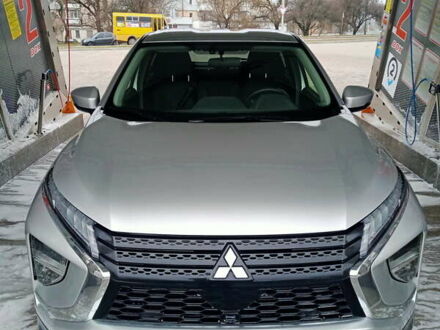 Сірий Міцубісі Eclipse Cross, об'ємом двигуна 2 л та пробігом 45 тис. км за 22500 $, фото 1 на Automoto.ua