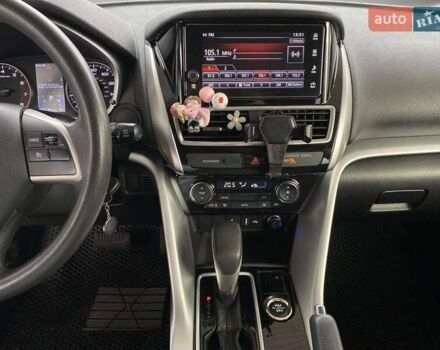 Синий Мицубиси Eclipse Cross, объемом двигателя 1.5 л и пробегом 126 тыс. км за 17200 $, фото 35 на Automoto.ua