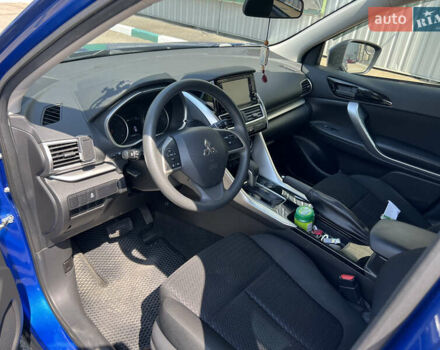 Синий Мицубиси Eclipse Cross, объемом двигателя 1.5 л и пробегом 62 тыс. км за 12000 $, фото 9 на Automoto.ua