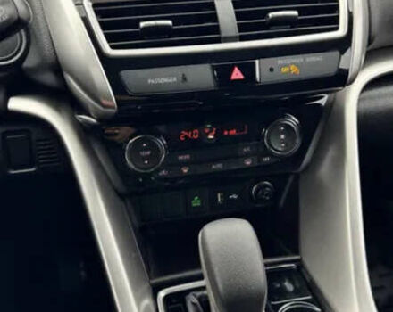 Синий Мицубиси Eclipse Cross, объемом двигателя 1.5 л и пробегом 59 тыс. км за 17700 $, фото 13 на Automoto.ua