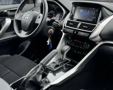 Синий Мицубиси Eclipse Cross, объемом двигателя 1.5 л и пробегом 59 тыс. км за 17700 $, фото 14 на Automoto.ua