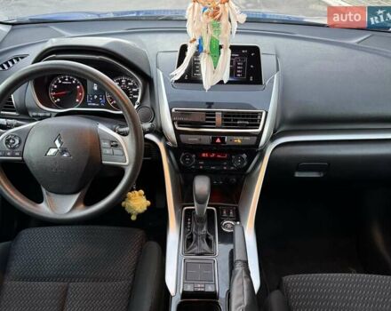 Синій Міцубісі Eclipse Cross, об'ємом двигуна 1.5 л та пробігом 59 тис. км за 17000 $, фото 12 на Automoto.ua