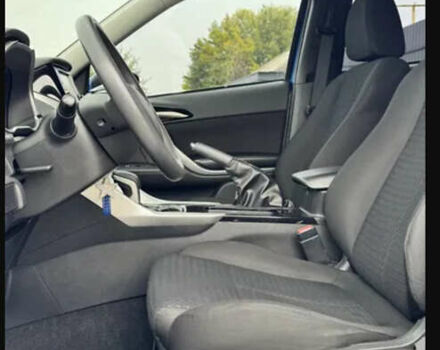 Синий Мицубиси Eclipse Cross, объемом двигателя 1.5 л и пробегом 59 тыс. км за 17700 $, фото 9 на Automoto.ua