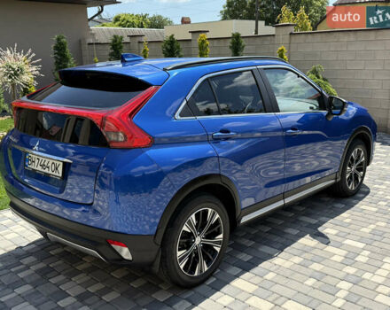 Синий Мицубиси Eclipse Cross, объемом двигателя 1.5 л и пробегом 92 тыс. км за 18700 $, фото 1 на Automoto.ua