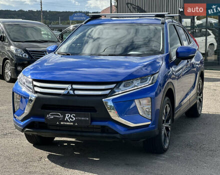 Синий Мицубиси Eclipse Cross, объемом двигателя 1.5 л и пробегом 65 тыс. км за 16300 $, фото 2 на Automoto.ua
