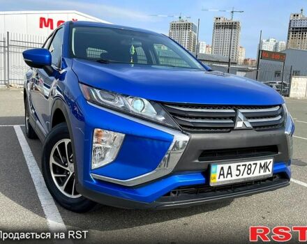 Синий Мицубиси Eclipse Cross, объемом двигателя 1.5 л и пробегом 72 тыс. км за 17200 $, фото 2 на Automoto.ua