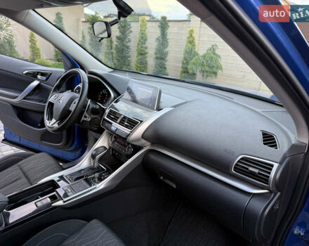 Синий Мицубиси Eclipse Cross, объемом двигателя 1.5 л и пробегом 92 тыс. км за 18700 $, фото 50 на Automoto.ua