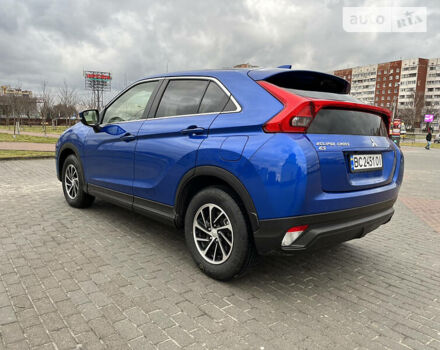 Синий Мицубиси Eclipse Cross, объемом двигателя 1.5 л и пробегом 89 тыс. км за 15900 $, фото 3 на Automoto.ua