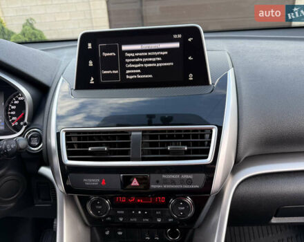 Синий Мицубиси Eclipse Cross, объемом двигателя 1.5 л и пробегом 92 тыс. км за 18700 $, фото 52 на Automoto.ua