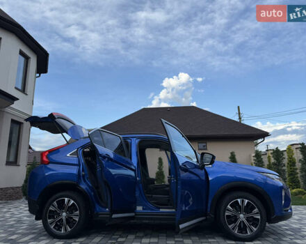 Синий Мицубиси Eclipse Cross, объемом двигателя 1.5 л и пробегом 92 тыс. км за 18700 $, фото 31 на Automoto.ua