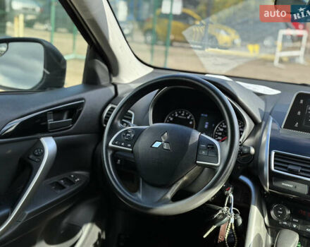 Синий Мицубиси Eclipse Cross, объемом двигателя 1.5 л и пробегом 65 тыс. км за 16300 $, фото 17 на Automoto.ua