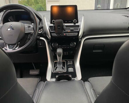 Синий Мицубиси Eclipse Cross, объемом двигателя 2 л и пробегом 84 тыс. км за 23800 $, фото 11 на Automoto.ua