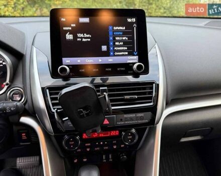 Міцубісі Eclipse Cross 2021 у Києві на Automoto.ua Синій Міцубісі Eclipse Cross, об'ємом двигуна 2 л та пробігом 85 тис. км за 22990 $, фото 18 на Automoto.ua