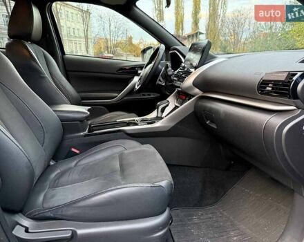 Міцубісі Eclipse Cross 2021 у Києві на Automoto.ua Синій Міцубісі Eclipse Cross, об'ємом двигуна 2 л та пробігом 85 тис. км за 22990 $, фото 28 на Automoto.ua