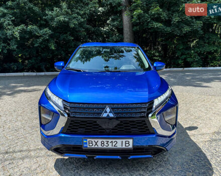 Синий Мицубиси Eclipse Cross, объемом двигателя 1.5 л и пробегом 49 тыс. км за 18900 $, фото 6 на Automoto.ua