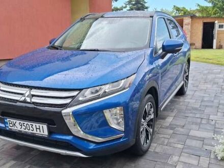 Мицубиси Eclipse Cross 2018 в Ровно на Automoto.ua Синий Мицубиси Eclipse Cross, объемом двигателя 1.5 л и пробегом 73 тыс. км за 11500 $, фото 1 на Automoto.ua