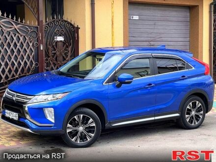 Синий Мицубиси Eclipse Cross, объемом двигателя 1.5 л и пробегом 139 тыс. км за 14900 $, фото 1 на Automoto.ua