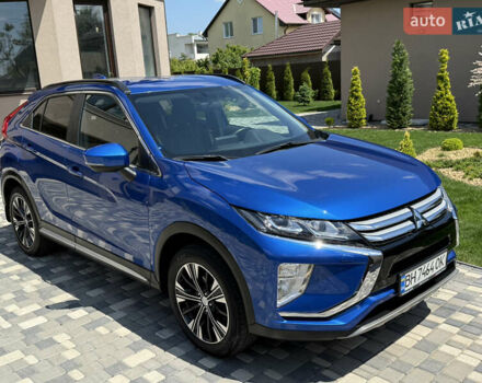 Синій Міцубісі Eclipse Cross, об'ємом двигуна 1.5 л та пробігом 92 тис. км за 18700 $, фото 1 на Automoto.ua