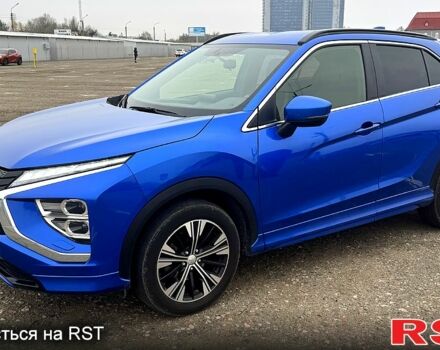Синий Мицубиси Eclipse Cross, объемом двигателя 2 л и пробегом 86 тыс. км за 21500 $, фото 1 на Automoto.ua
