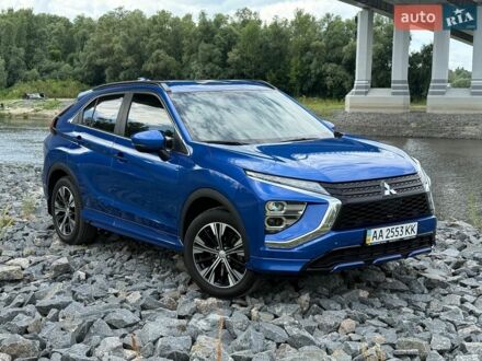 Синий Мицубиси Eclipse Cross, объемом двигателя 2 л и пробегом 87 тыс. км за 20900 $, фото 1 на Automoto.ua
