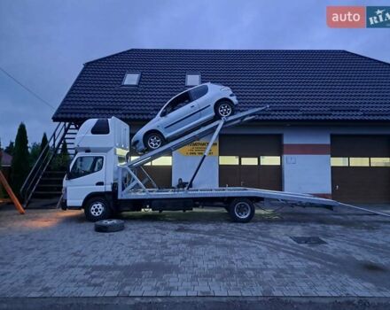 Белый Мицубиси Fuso Canter, объемом двигателя 3 л и пробегом 242 тыс. км за 37500 $, фото 10 на Automoto.ua