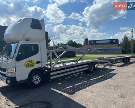 Белый Мицубиси Fuso Canter, объемом двигателя 3 л и пробегом 242 тыс. км за 43500 $, фото 3 на Automoto.ua