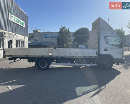Белый Мицубиси Fuso Canter, объемом двигателя 3 л и пробегом 570 тыс. км за 12500 $, фото 2 на Automoto.ua