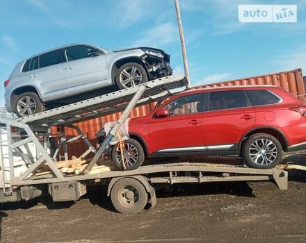 Белый Мицубиси Fuso Canter, объемом двигателя 3 л и пробегом 80 тыс. км за 27000 $, фото 6 на Automoto.ua