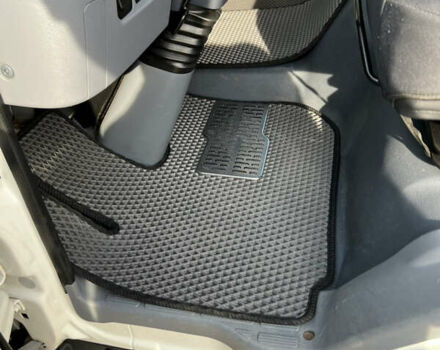 Білий Міцубісі Fuso Canter, об'ємом двигуна 3 л та пробігом 297 тис. км за 26500 $, фото 45 на Automoto.ua