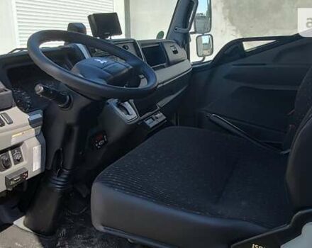Белый Мицубиси Fuso Canter, объемом двигателя 3 л и пробегом 373 тыс. км за 21900 $, фото 3 на Automoto.ua