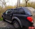 Черный Мицубиси L200, объемом двигателя 2.5 л и пробегом 285 тыс. км за 8000 $, фото 4 на Automoto.ua