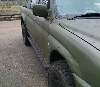 Міцубісі L200, об'ємом двигуна 2.5 л та пробігом 300 тис. км за 3300 $, фото 3 на Automoto.ua
