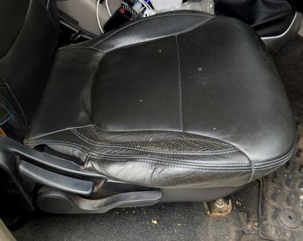 Мицубиси L200, объемом двигателя 2.5 л и пробегом 150 тыс. км за 5500 $, фото 2 на Automoto.ua