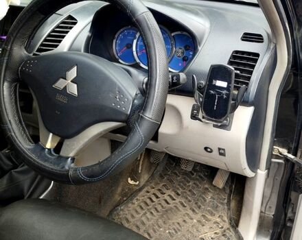 Мицубиси L200, объемом двигателя 2.5 л и пробегом 150 тыс. км за 5500 $, фото 3 на Automoto.ua