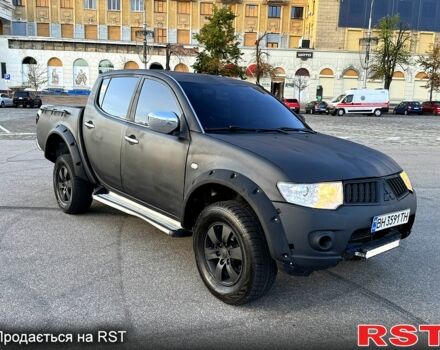 Синій Міцубісі L200, об'ємом двигуна 2.5 л та пробігом 140 тис. км за 8500 $, фото 1 на Automoto.ua